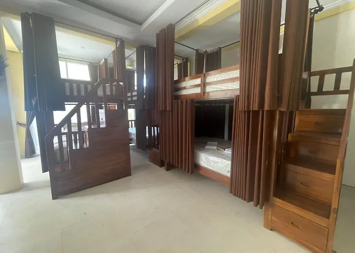 Kelingking Albergue Klungkung